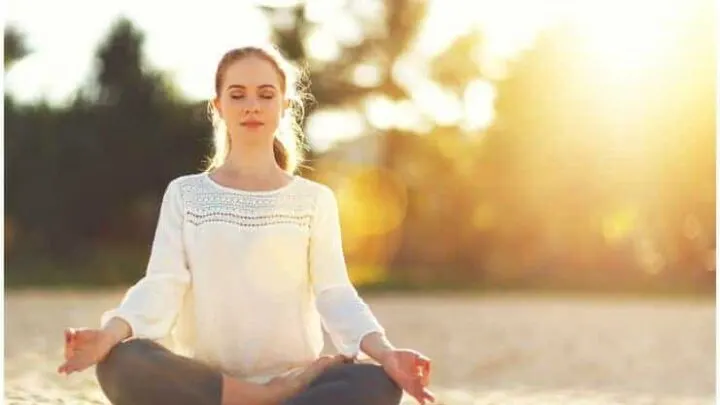 How To Do Sukhasana Easy Sitting Pose + Benefits