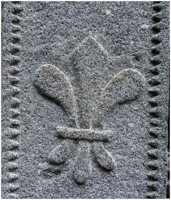 Fleur de Lis symbol meaning