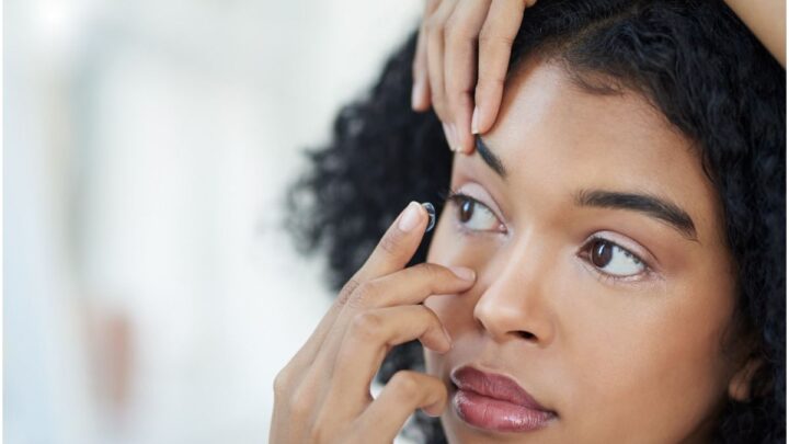 5 Things to Avoid If You Wear Daily Disposable Contact Lenses