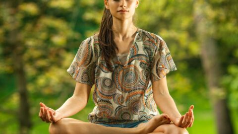 Right Ear Ringing Spiritual Meaning - Insight state