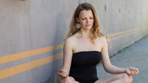 Left Ear Ringing Spiritual Meaning - Insight state